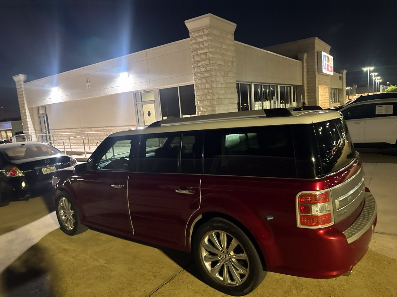 Used 2014 Ford Flex Limited w/ Equipment Group 301A FWD image 6
