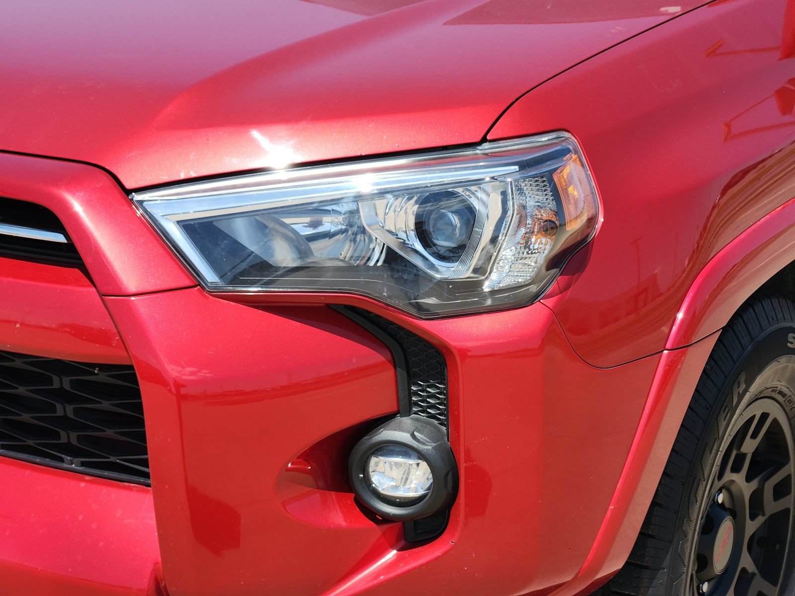 Used 2022 Toyota 4Runner SR5 Premium w/ Moonroof Package RWD image 11