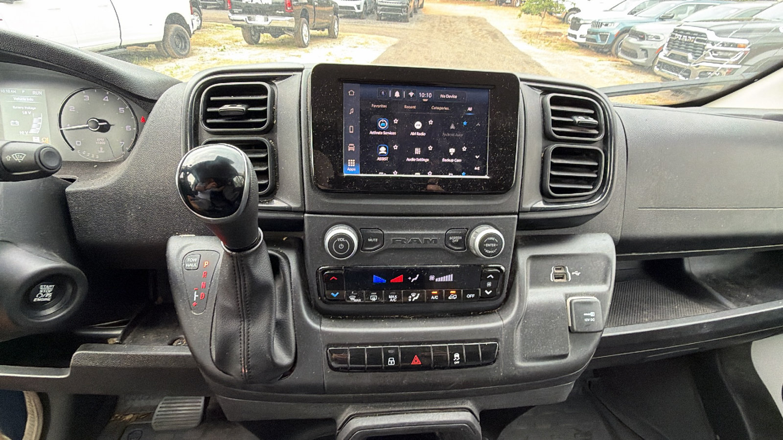 Used 2024 RAM ProMaster 2500 w/ Convenience Group FWD image 27