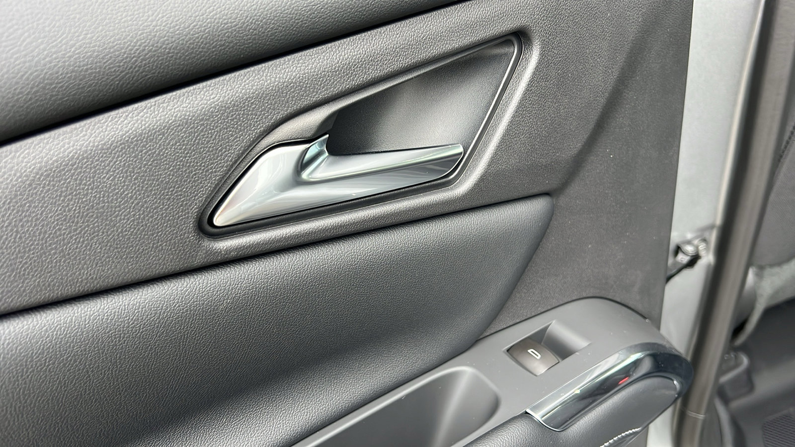 New 2026 Chevrolet Traverse LT w/ Driver Confidence Package image 12