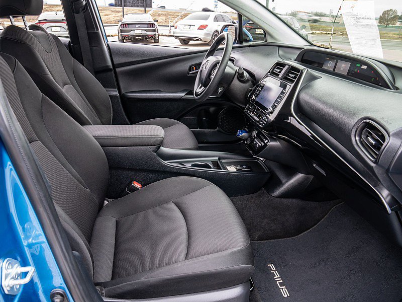 Used 2022 Toyota Prius L Eco FWD image 18