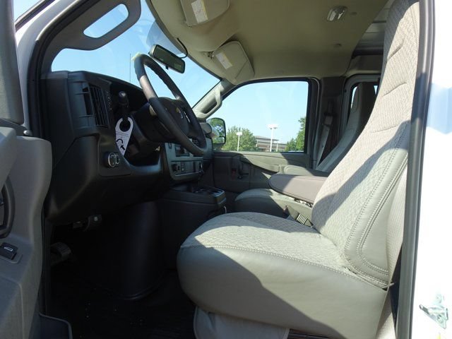 New 2026 Chevrolet Express 3500 w/ Driver Convenience Package RWD image 5