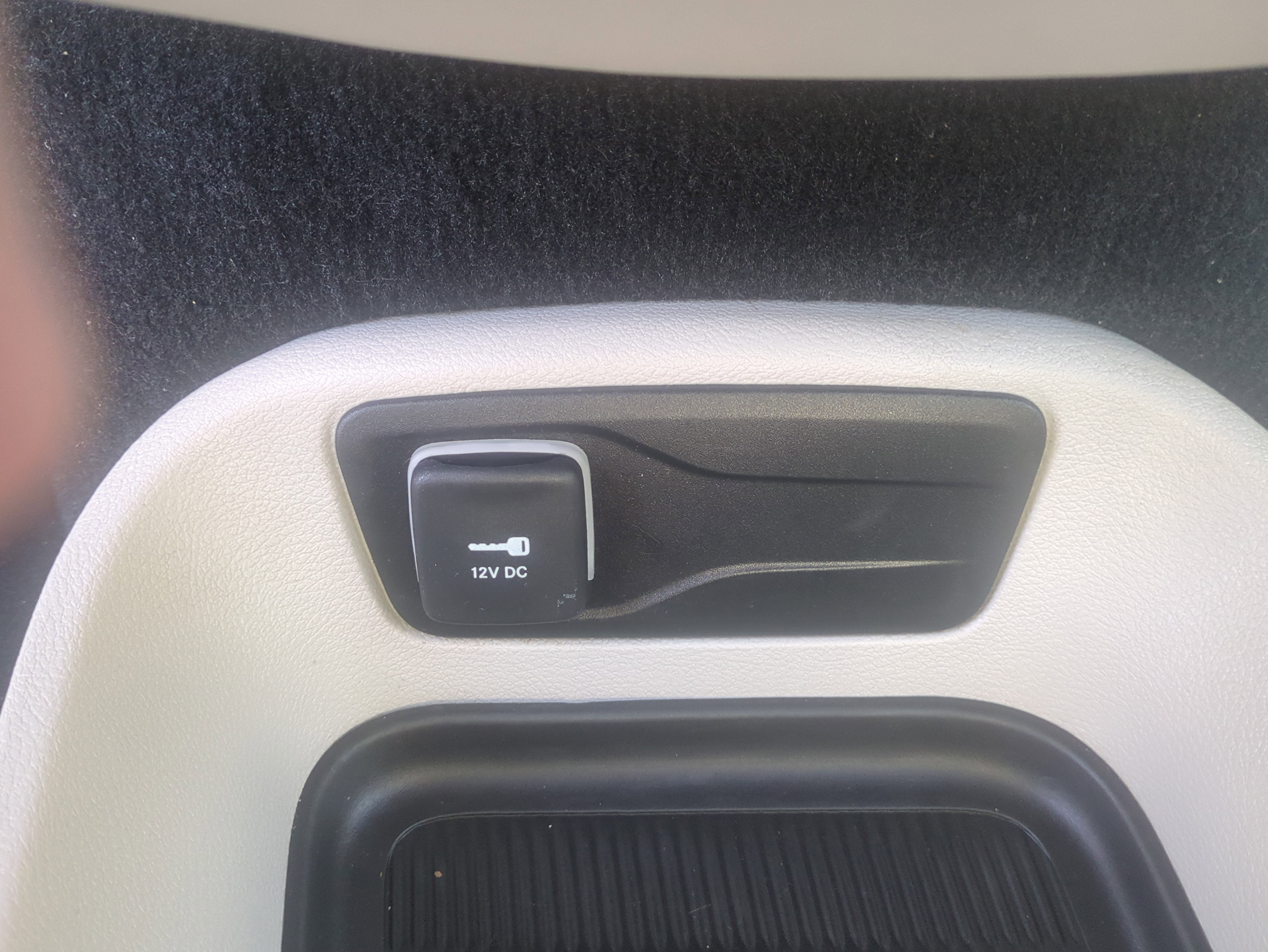 Used 2024 Chrysler Pacifica Touring-L FWD image 23