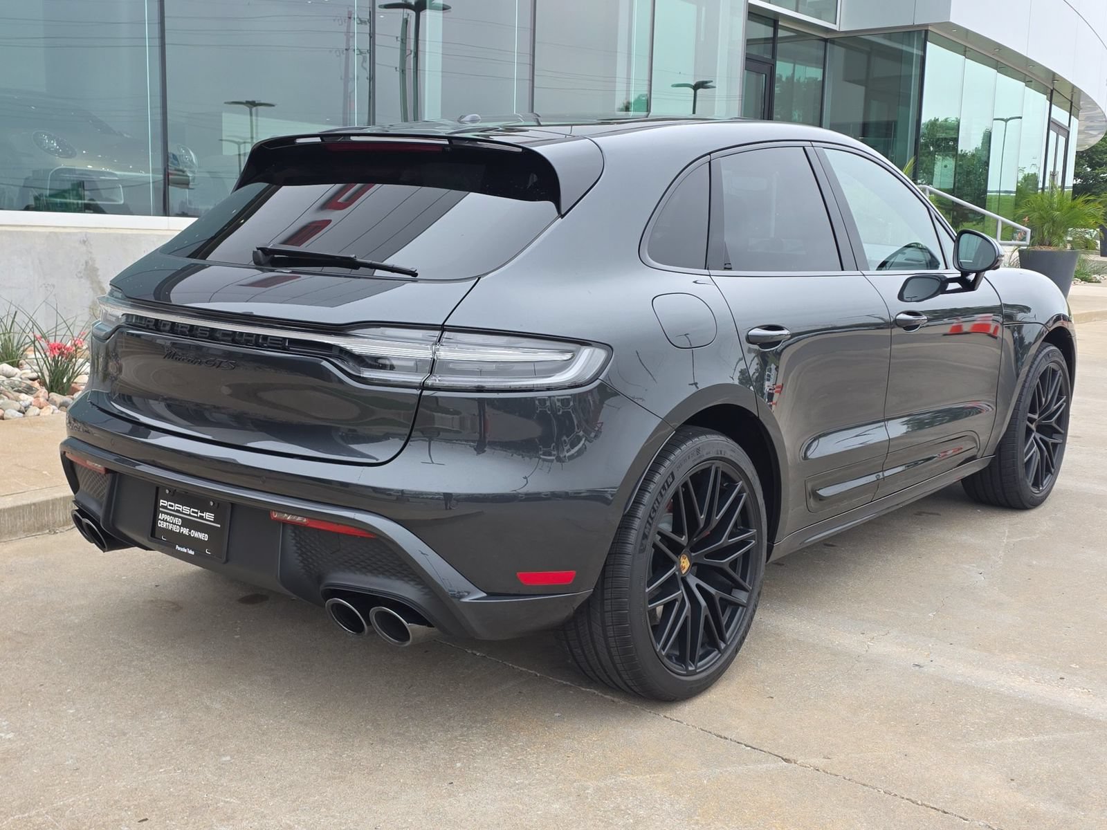 Certified 2026 Porsche Macan GTS AWD/4WD image 7