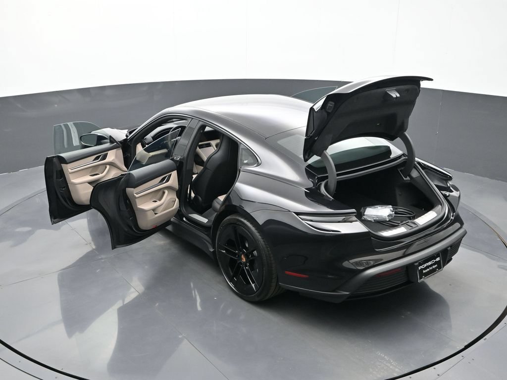 New 2026 Porsche Taycan 4S AWD/4WD image 30