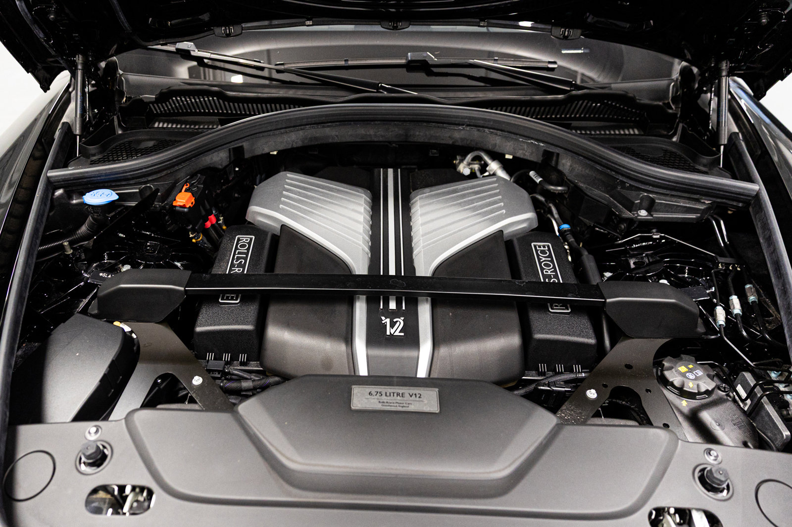 Certified 2024 Rolls-Royce Cullinan image 50