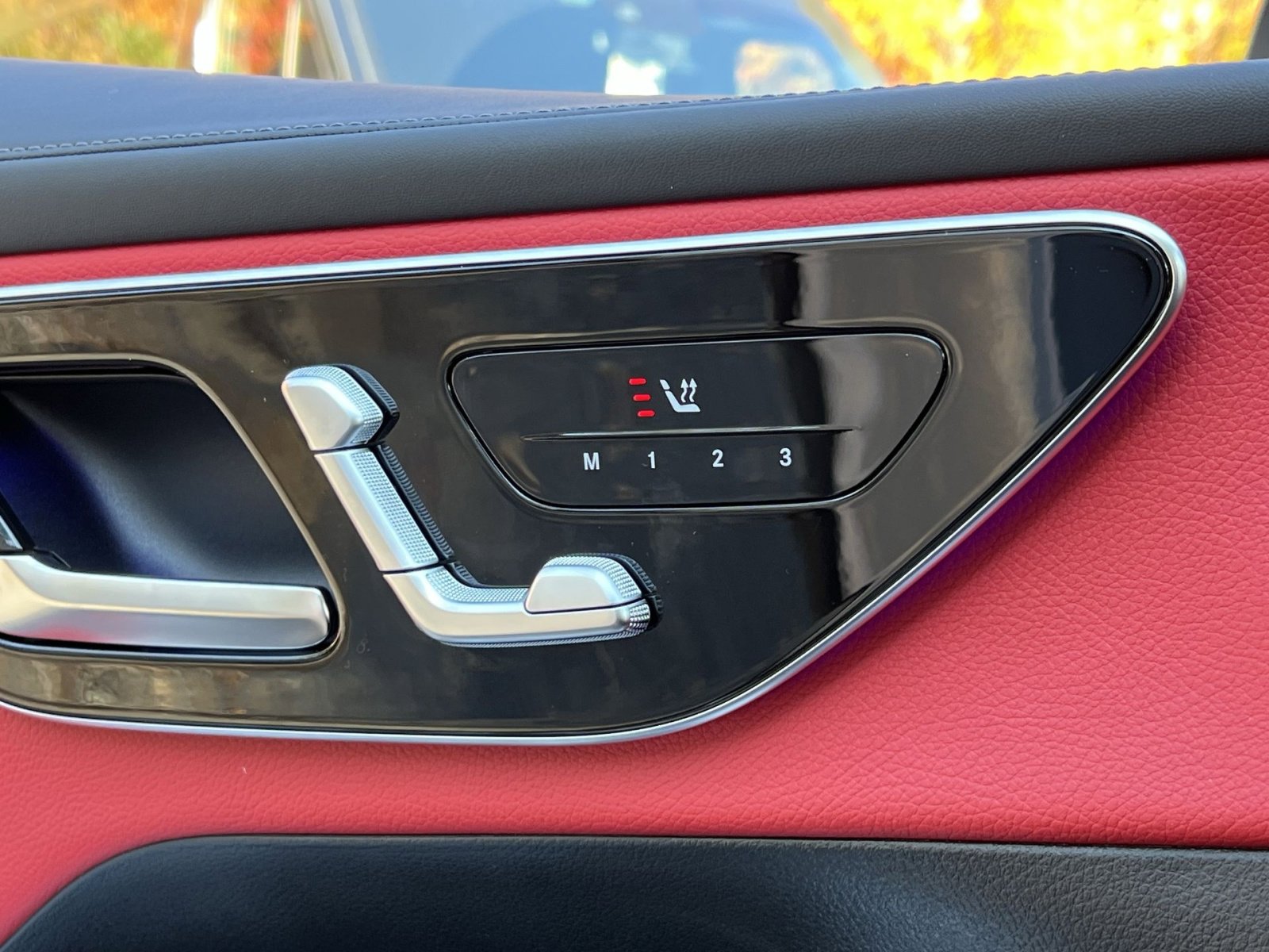 New 2026 Mercedes-Benz GLC 300 4MATIC image 33