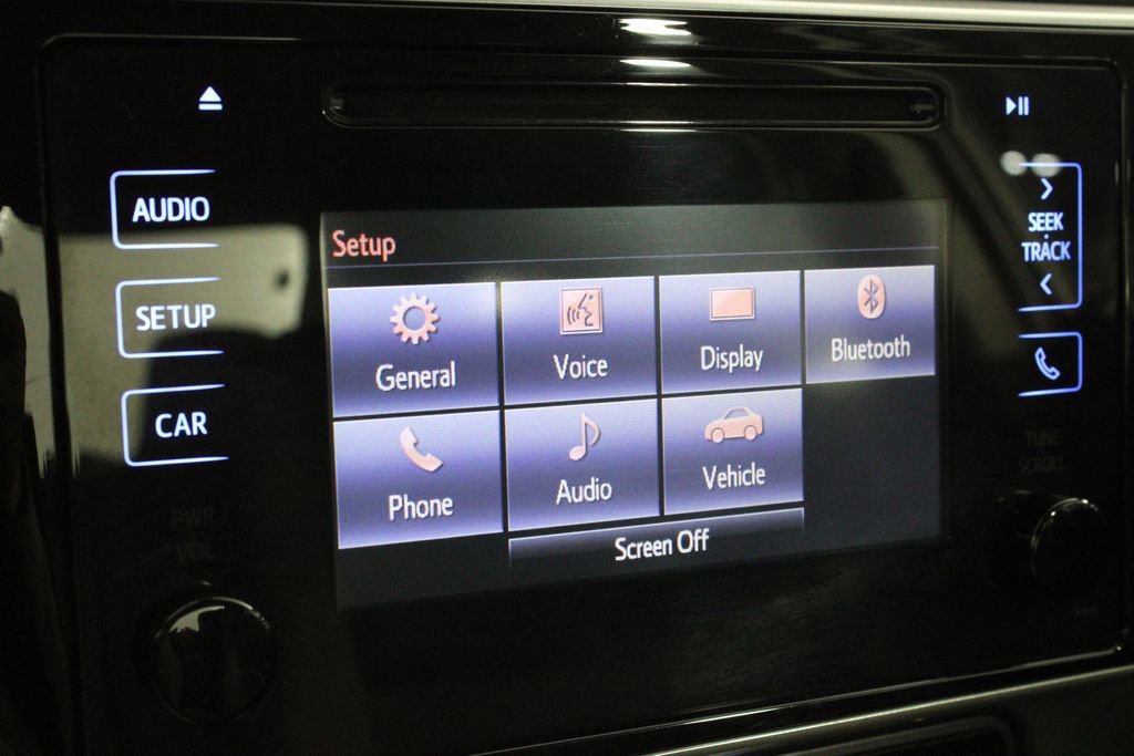 Used 2017 Toyota Corolla LE image 34