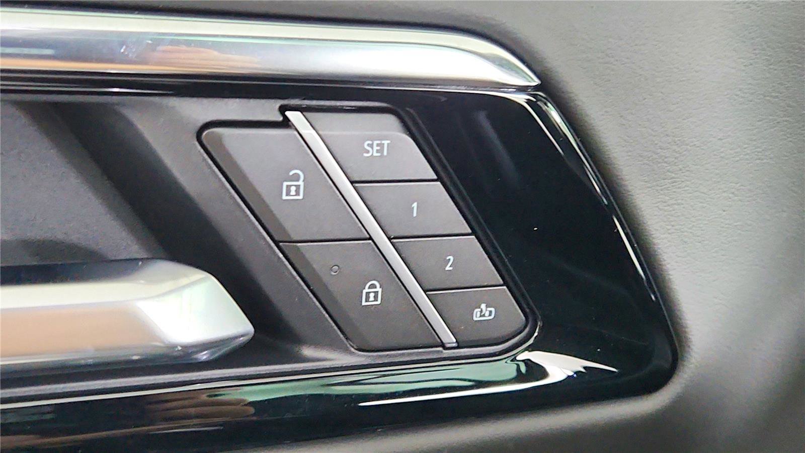 New 2026 Chevrolet Tahoe Premier w/ Sun And Tow Package image 29