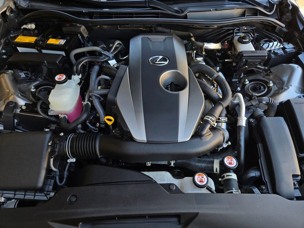 Used 2022 Lexus IS 300 300 w/ Premium Package image 32