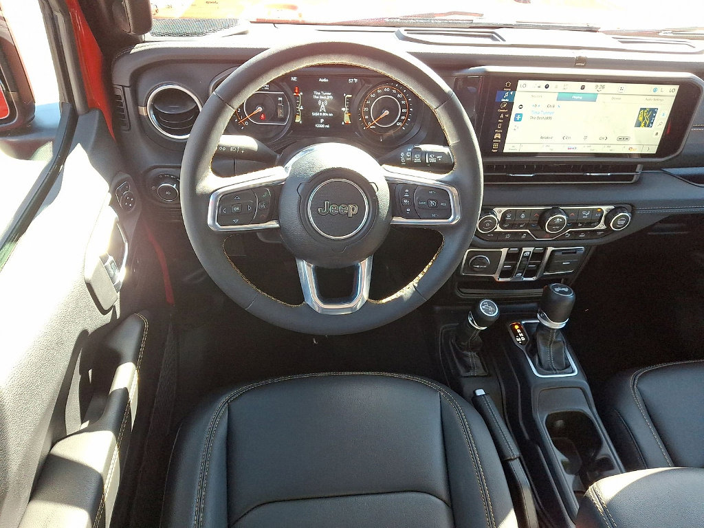 Certified 2024 Jeep Wrangler Unlimited Sahara w/ Technology Group AWD/4WD image 21