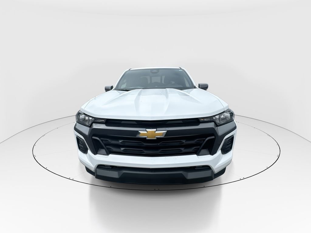 New 2025 Chevrolet Colorado LT RWD image 3