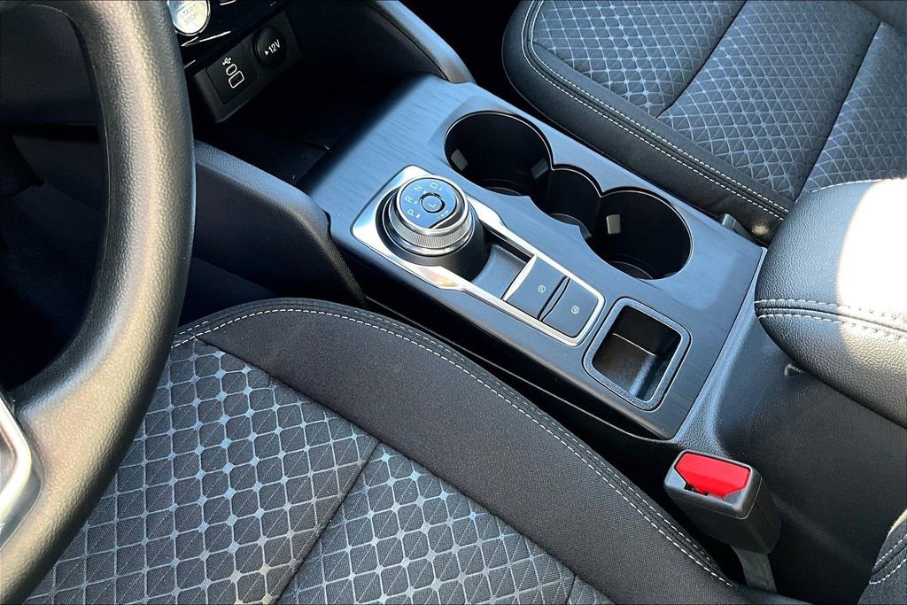 New 2026 Ford Escape Active w/ Cold Weather Package FWD image 8