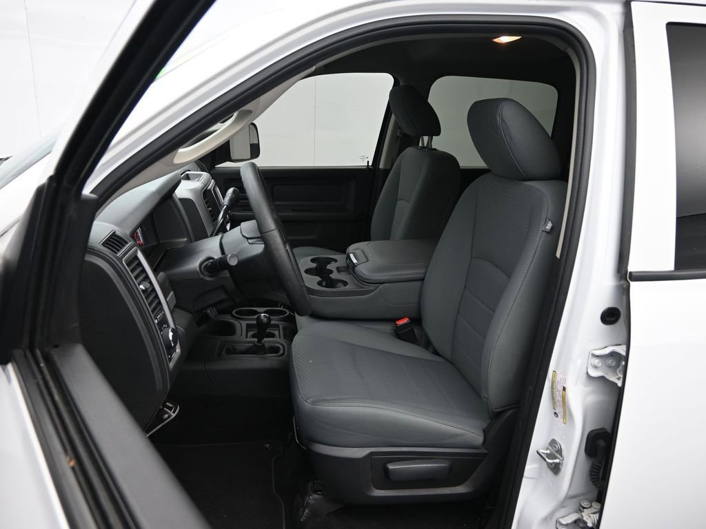 Used 2018 RAM 2500 Tradesman w/ Chrome Appearance Group image 22