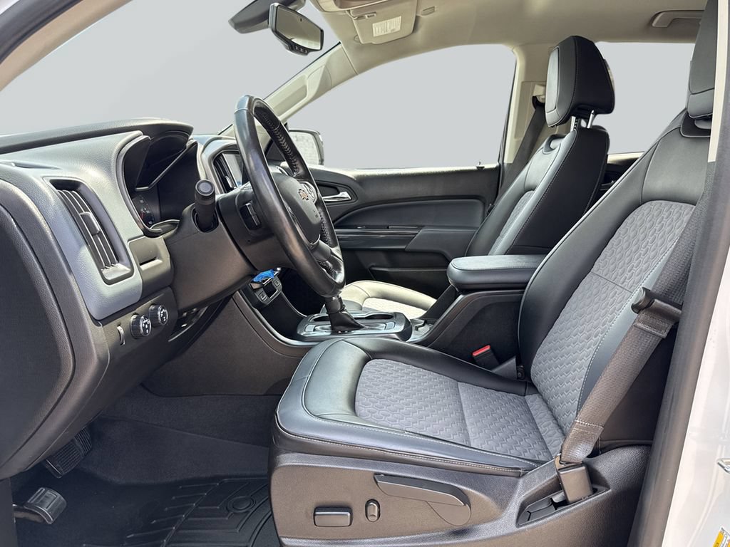 Used 2022 Chevrolet Colorado Z71 AWD/4WD image 11