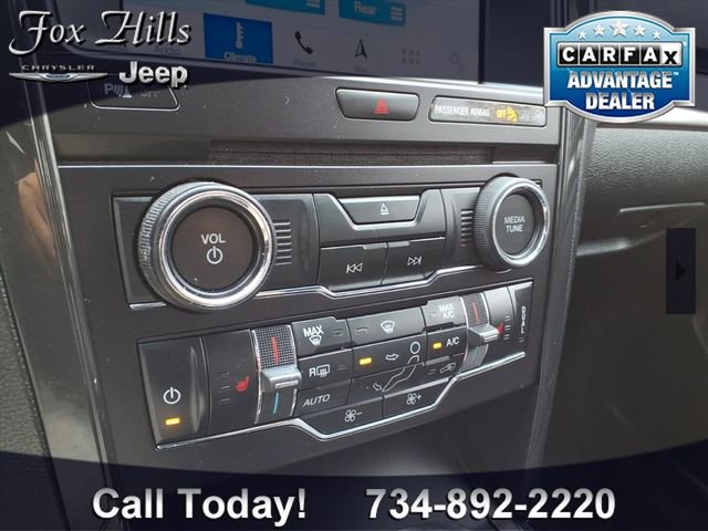 Used 2018 Ford Explorer XLT w/ Equipment Group 202A image 22