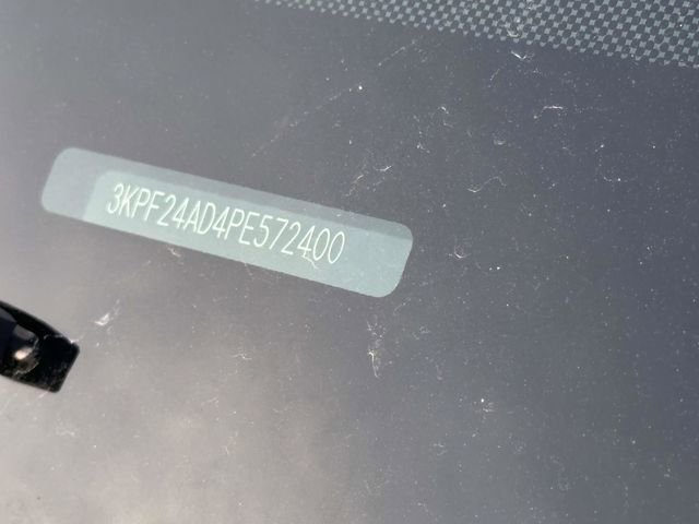 Used 2023 Kia Forte LXS w/ LXS Technology Package image 7