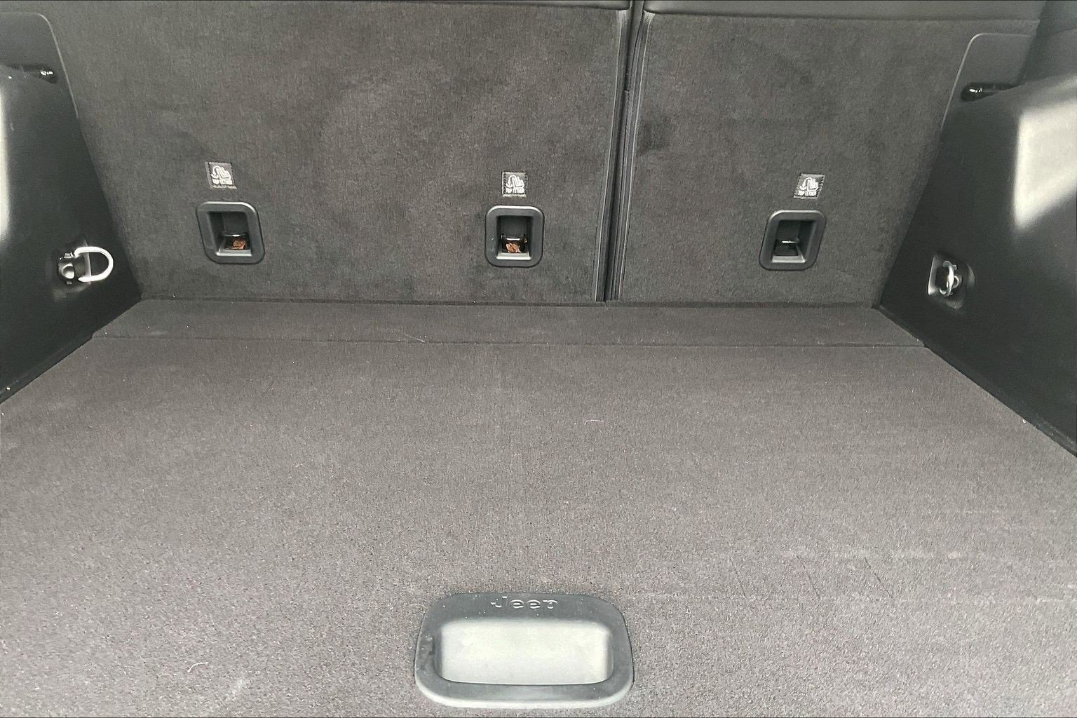 Used 2021 Jeep Cherokee Trailhawk w/ Trailer Tow Group image 24