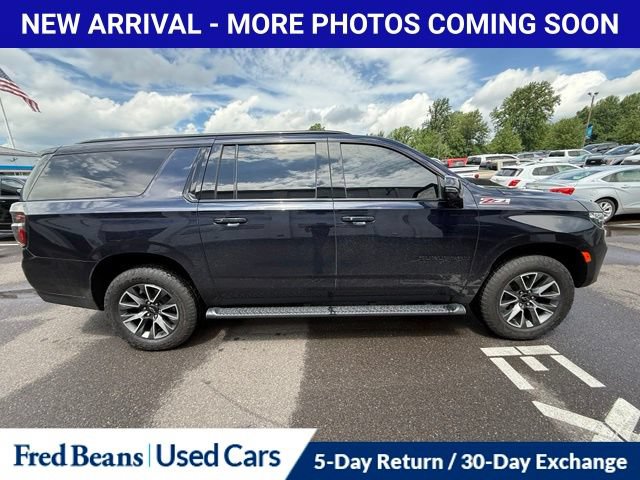 Used 2023 Chevrolet Suburban Z71 w/ Luxury Package AWD/4WD image 16