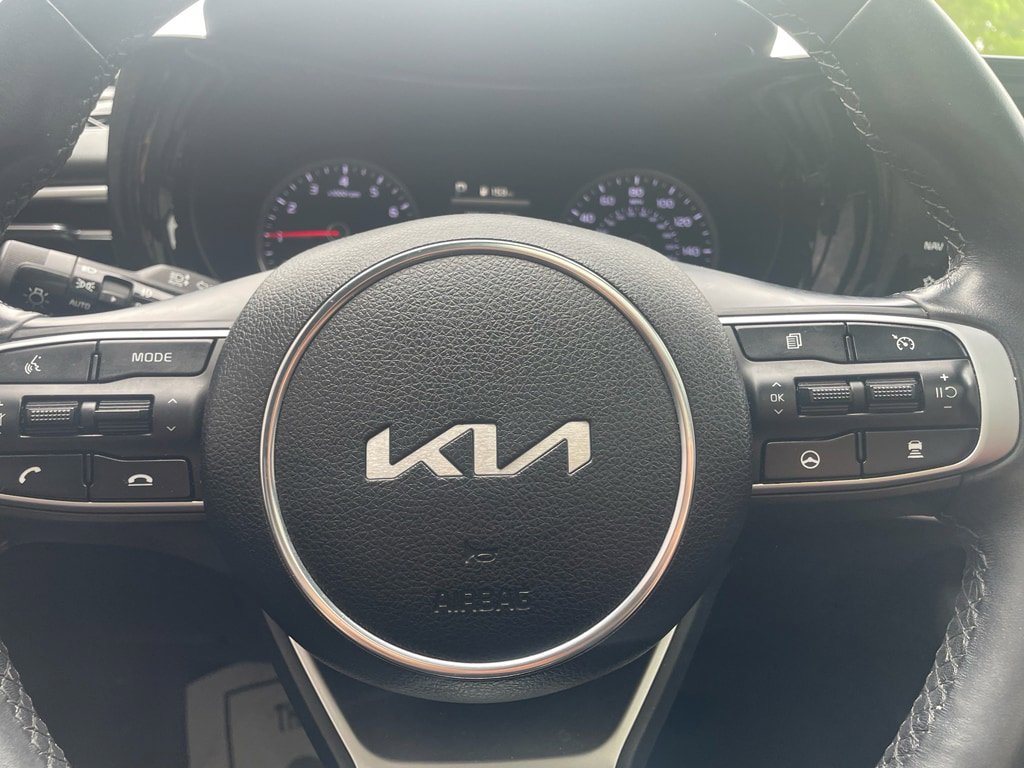 Used 2023 Kia K5 GT-Line image 11