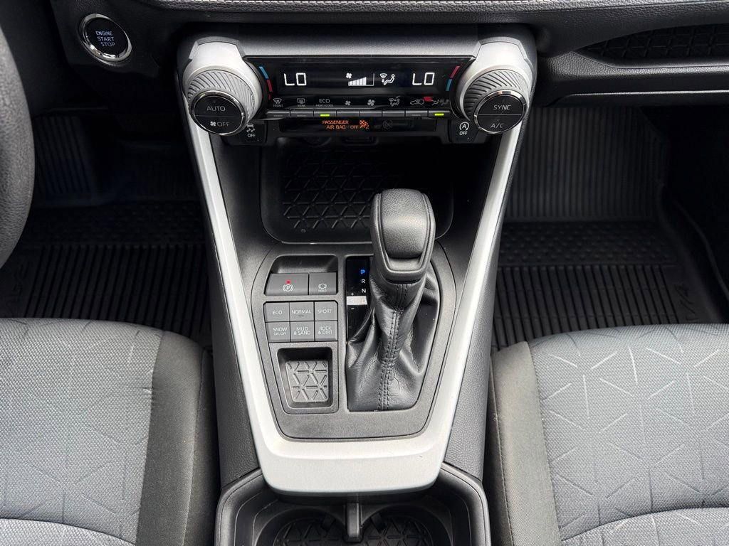 Certified 2022 Toyota RAV4 XLE AWD/4WD image 21