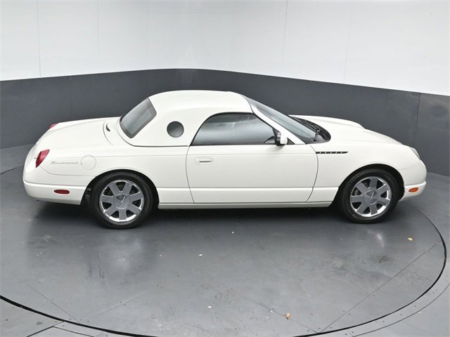 Used 2002 Ford Thunderbird image 43