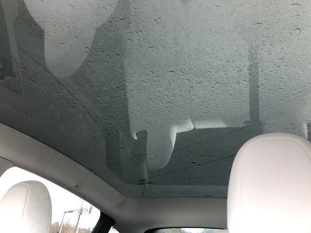 Used 2024 Tesla Model Y Performance image 25