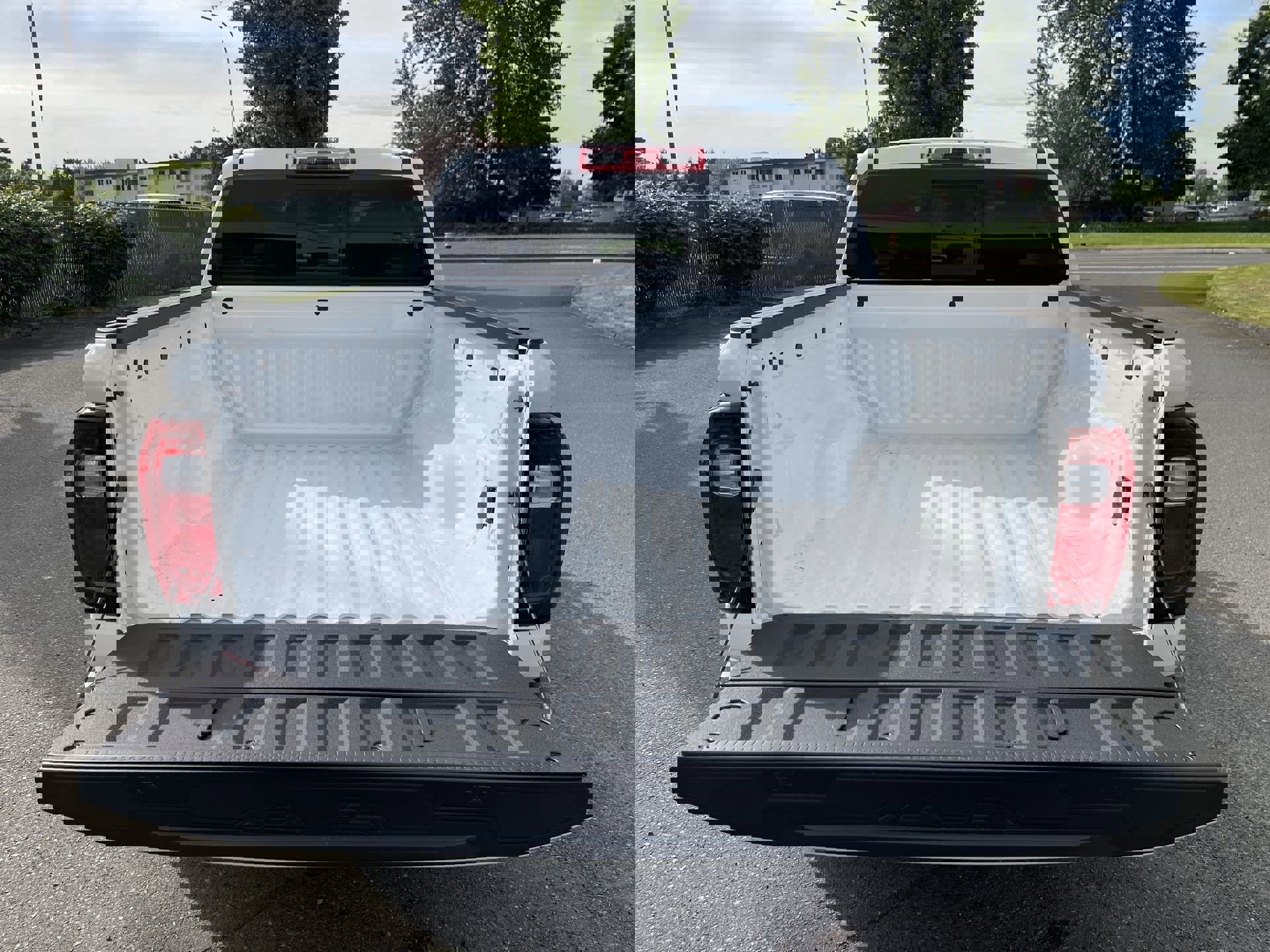 New 2025 GMC Canyon Elevation w/ Convenience Package image 58