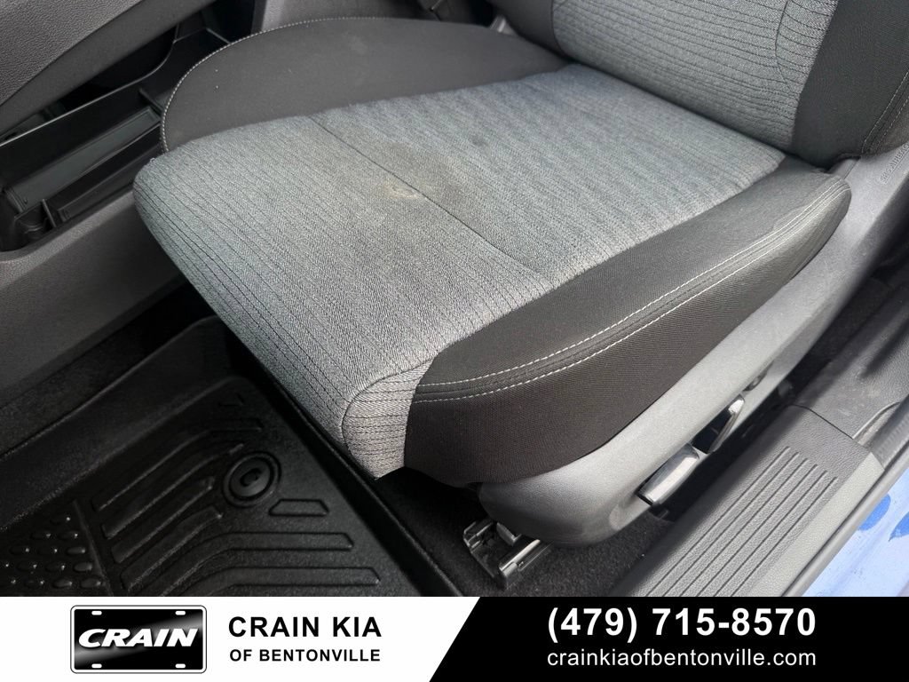 Used 2023 Nissan Rogue SV AWD/4WD image 24
