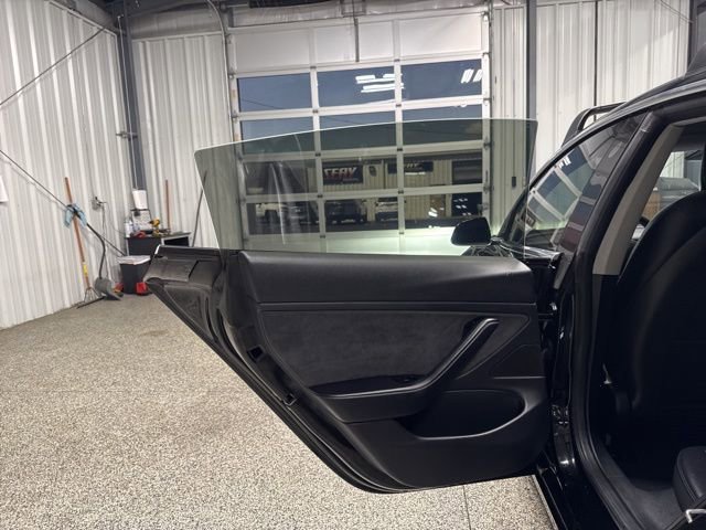 Used 2018 Tesla Model 3 Long Range image 14