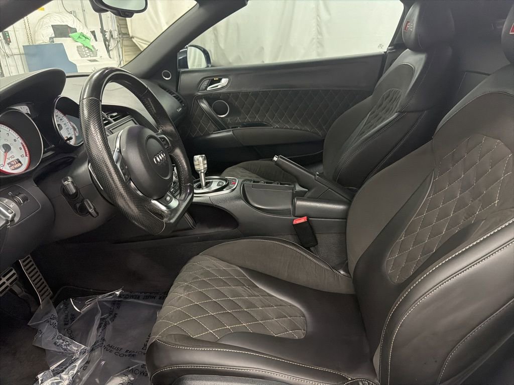Used 2011 Audi R8 V10 image 16