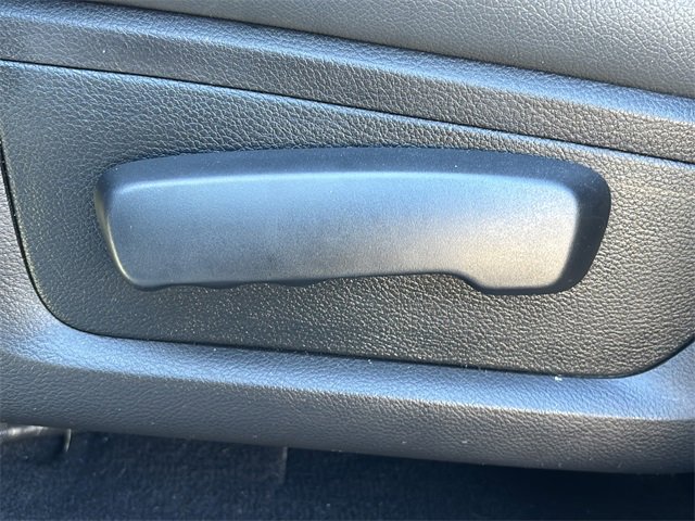 Used 2018 RAM 3500 SLT w/ Luxury Group image 19