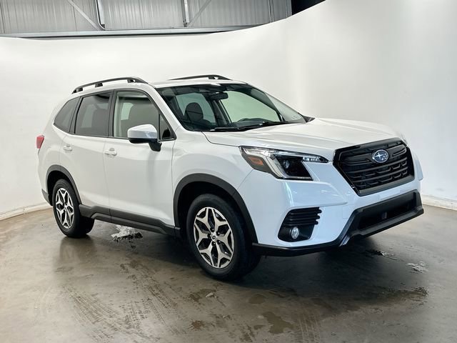 Certified 2023 Subaru Forester Premium image 31