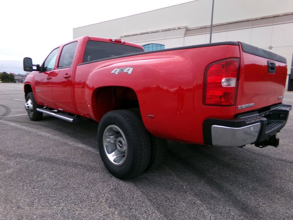 Used 2011 GMC Sierra 3500 SLT w/ SLT Convenience Package image 5