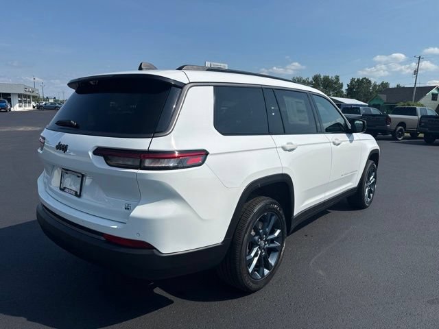New 2026 Jeep Grand Cherokee L Limited AWD/4WD image 7