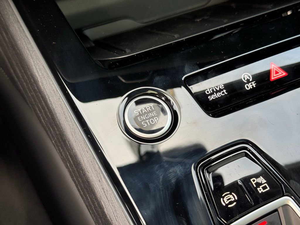New 2026 Audi A6 Premium Plus AWD/4WD image 31