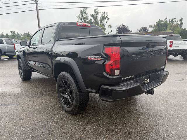 Used 2024 Chevrolet Colorado Trail Boss w/ Advanced Trailering Package AWD/4WD image 6