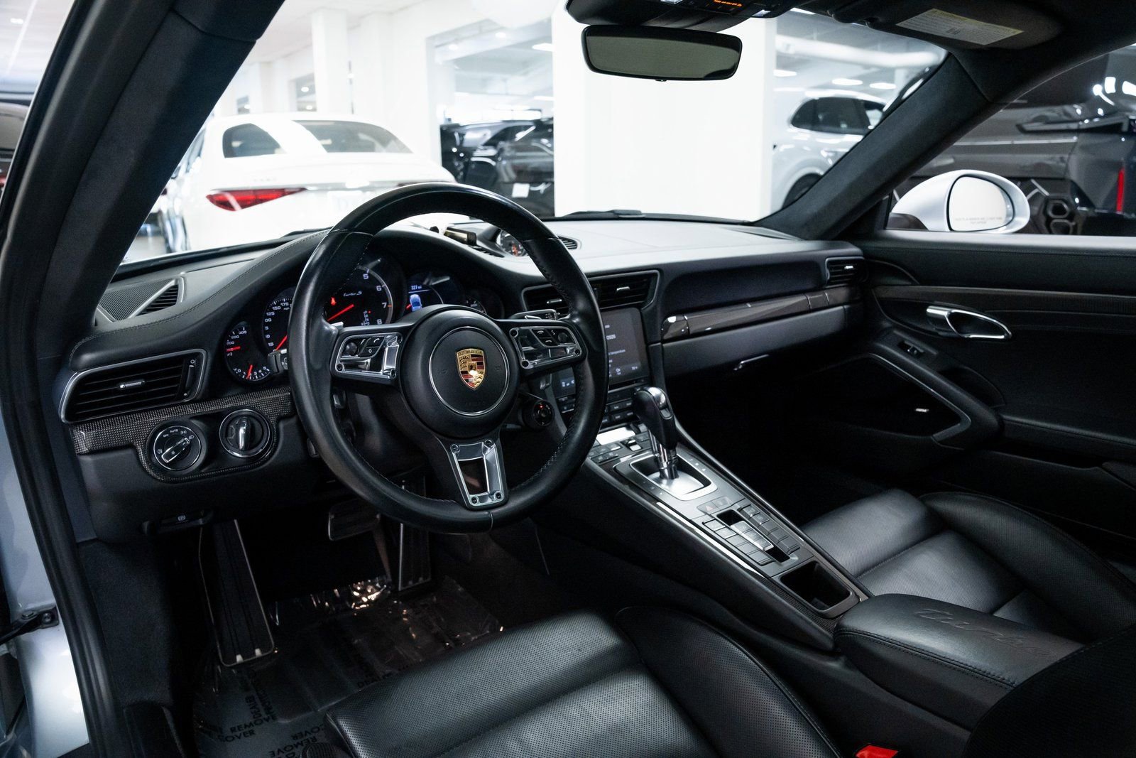 Used 2017 Porsche 911 Turbo S image 19