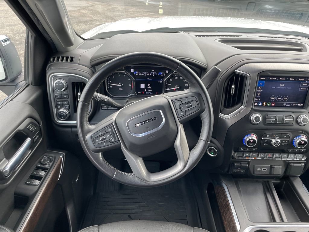 Used 2022 GMC Sierra 1500 Denali w/ Denali Reserve Package image 15
