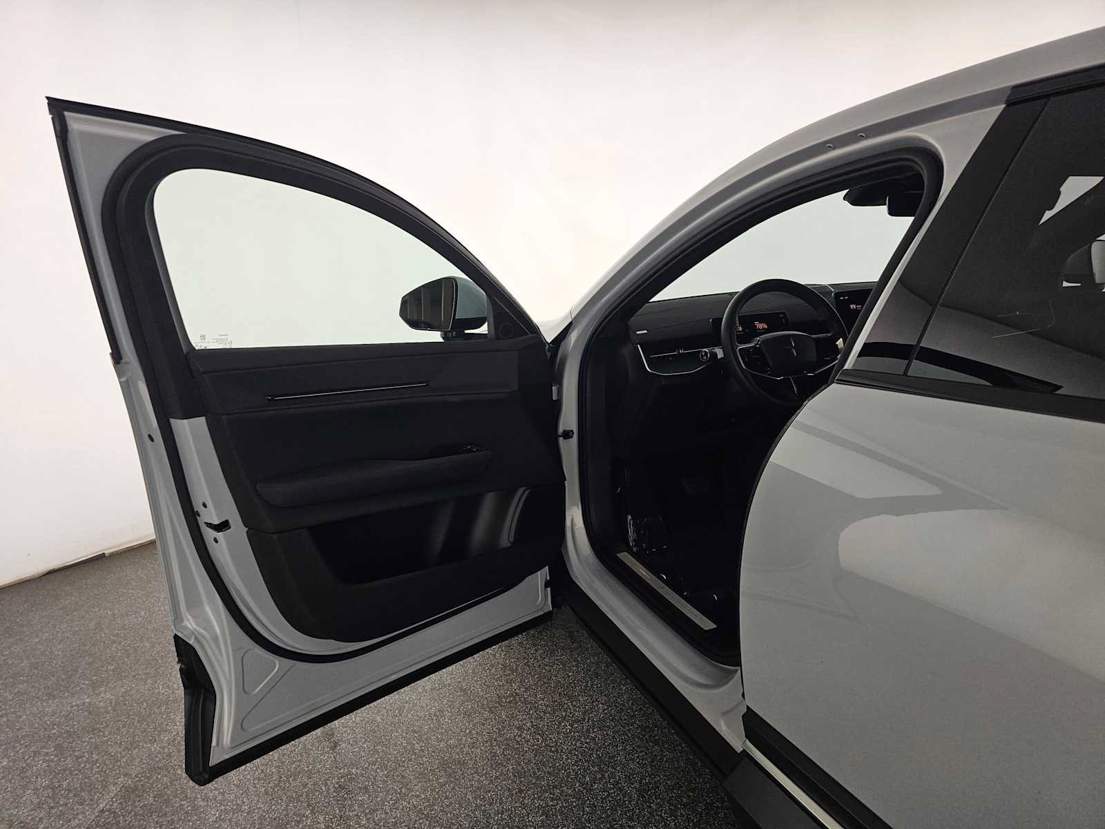 Used 2025 Polestar Polestar 3 AWD/4WD image 20