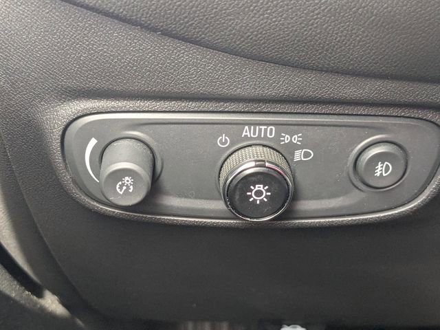 Used 2021 Chevrolet Equinox LT image 27