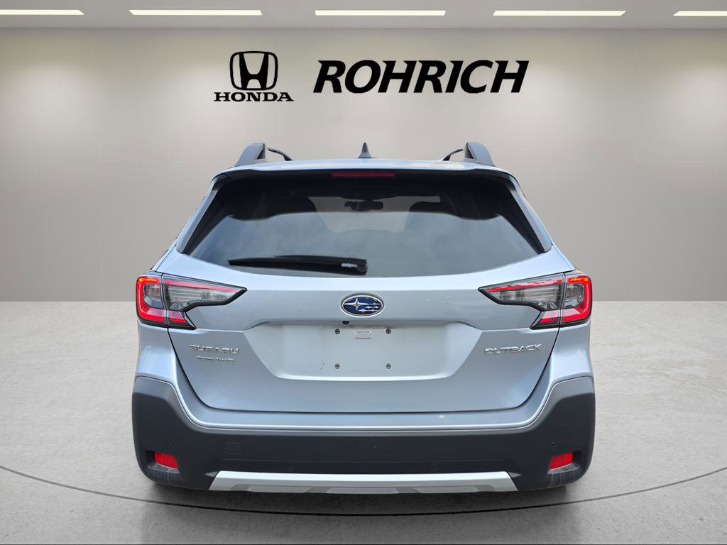 Used 2023 Subaru Outback Limited image 6
