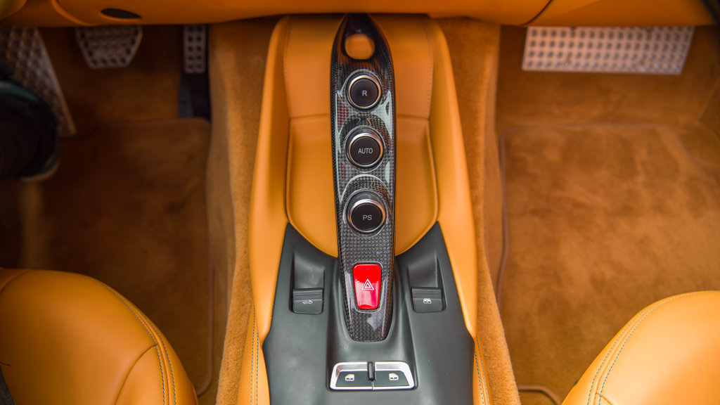Used 2022 Ferrari 812 GTS RWD image 24