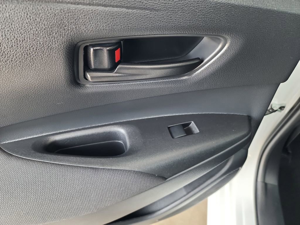 Used 2025 Toyota Corolla LE FWD image 33