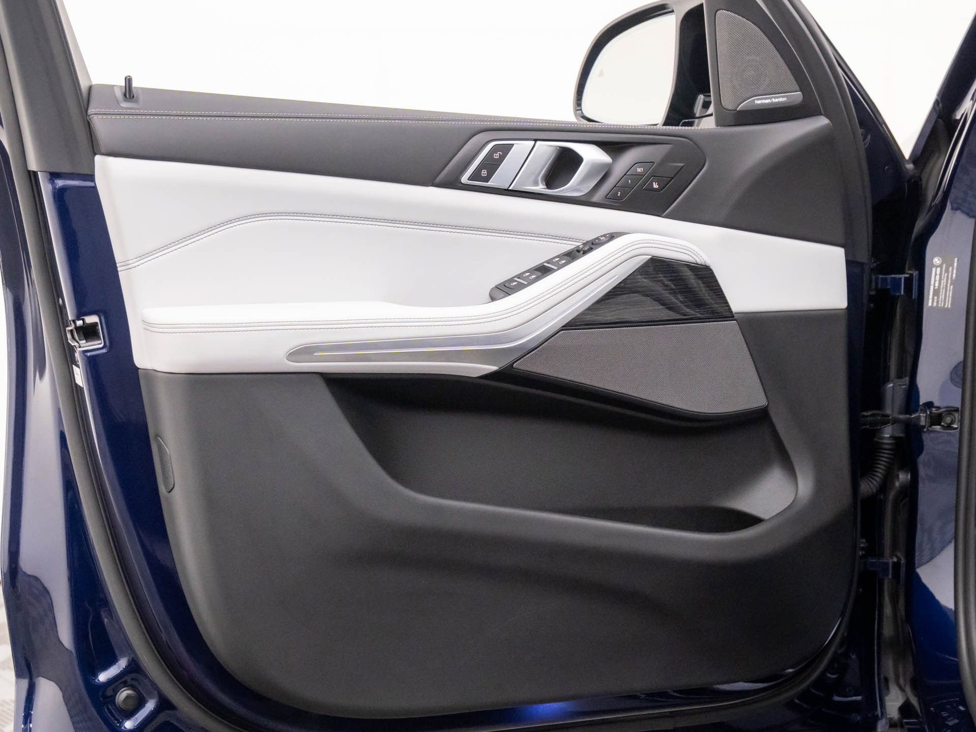 Certified 2025 BMW X5 M60i w/ Climate Comfort Package image 13