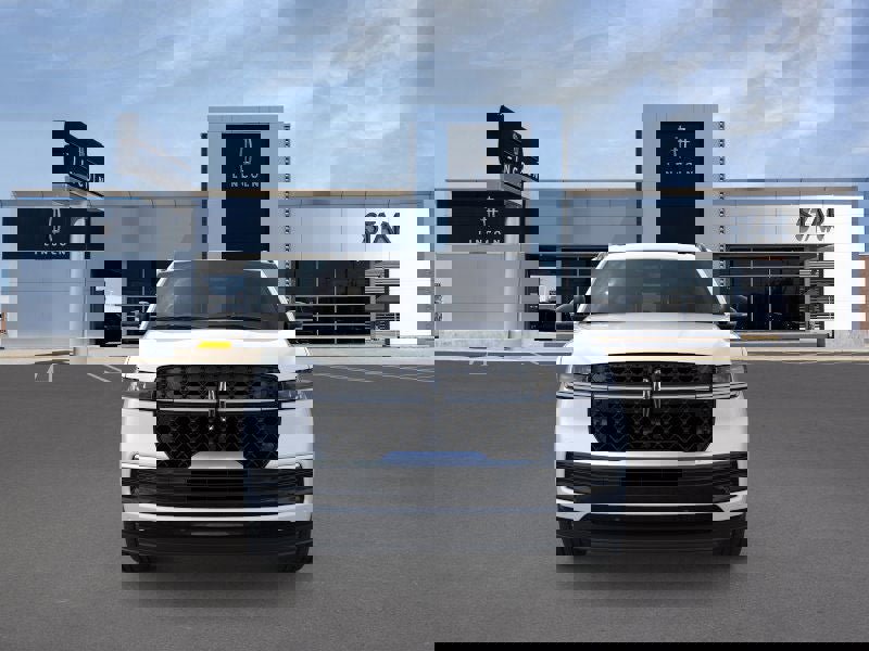 New 2025 Lincoln Navigator Reserve image 6