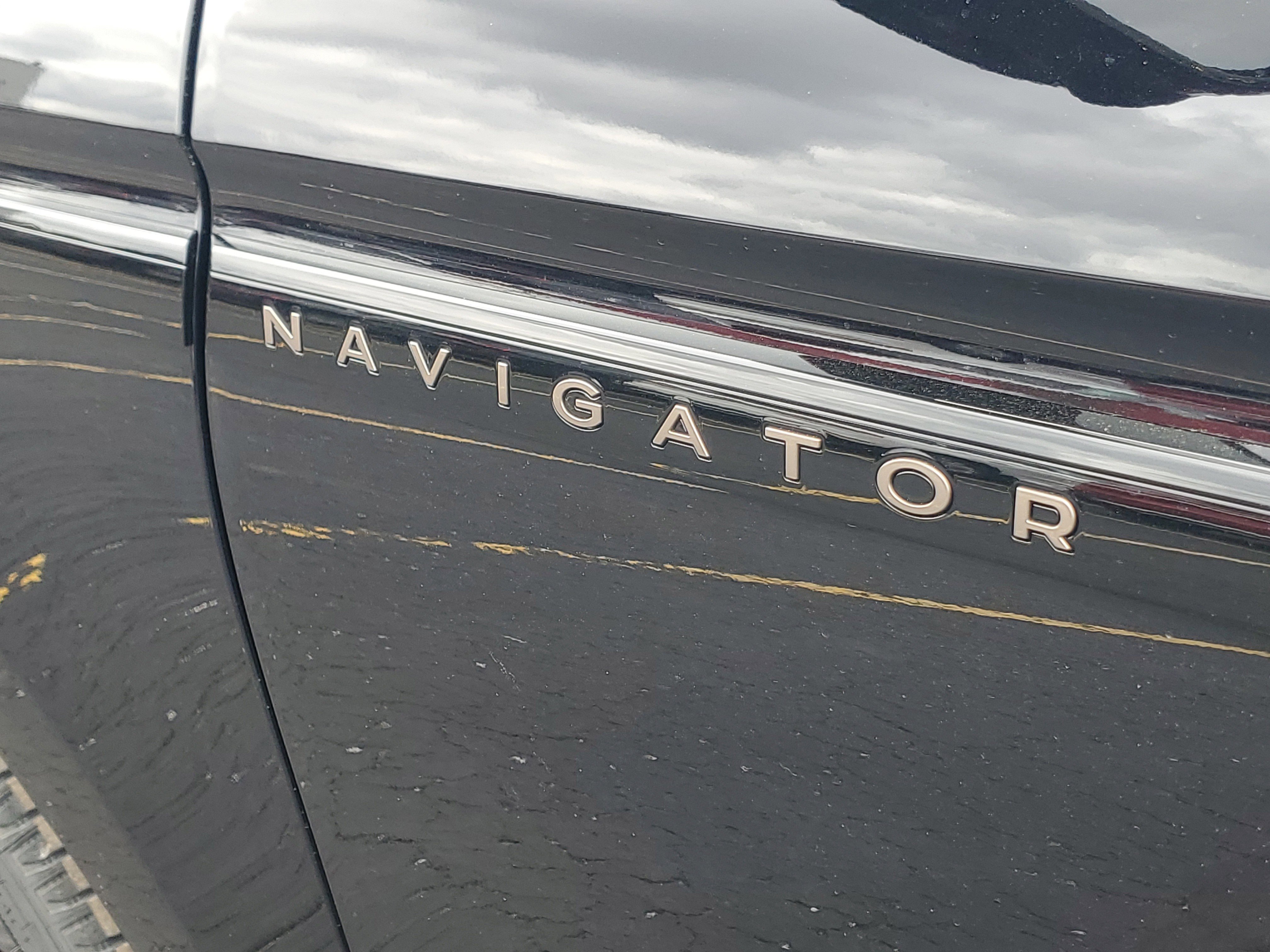 New 2025 Lincoln Navigator L Black Label image 7