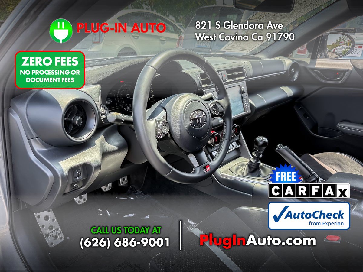 Used 2023 Toyota GR86 Premium RWD image 6