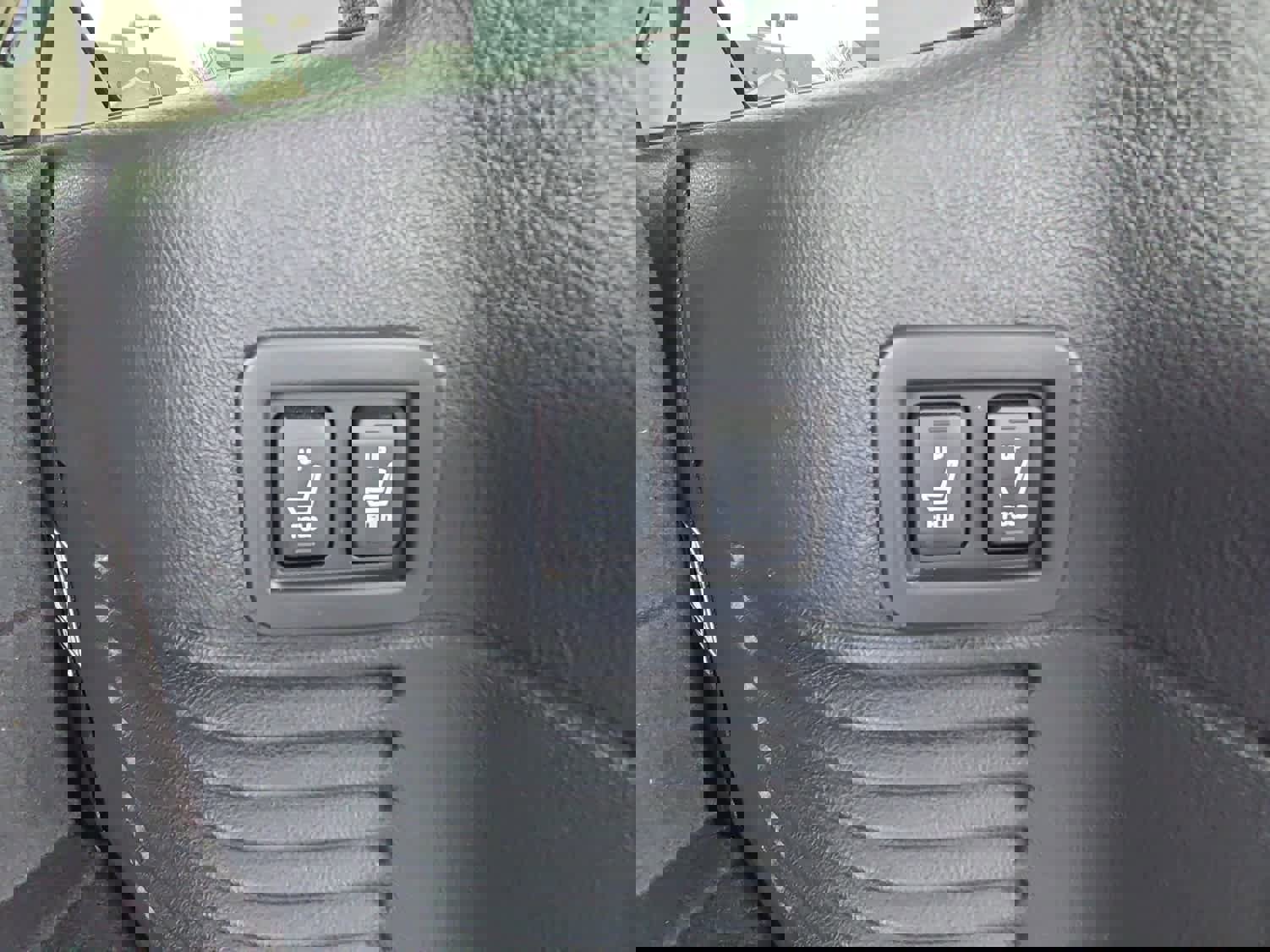 Used 2003 Lincoln Navigator Luxury image 10