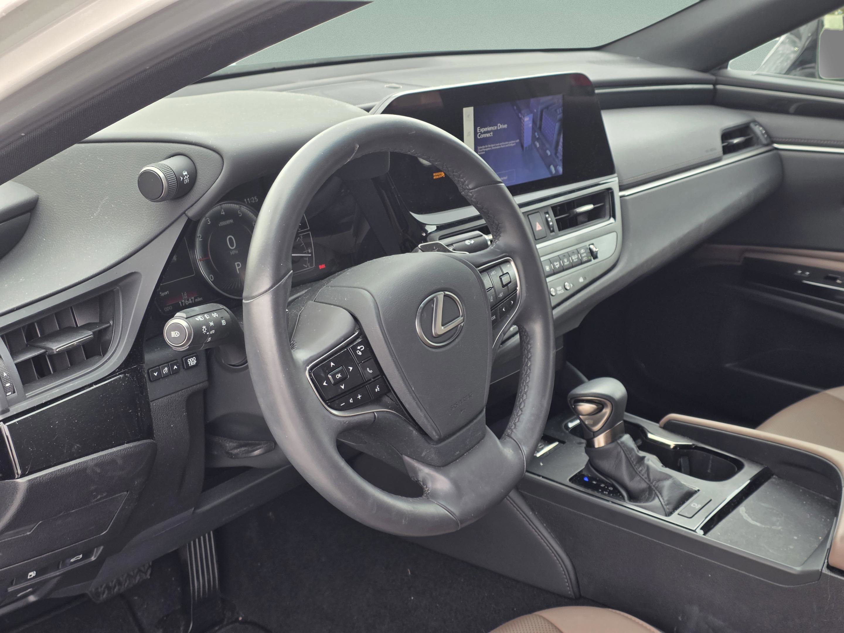 Certified 2023 Lexus ES 350 w/ Accessory Package (Z2) image 14